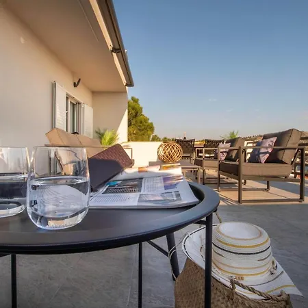 Hillside Rogoznica - The Penthouse Apartment *