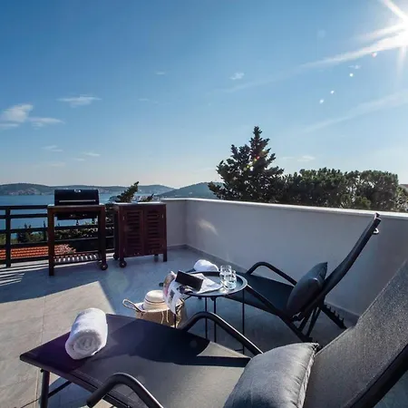 Hillside - The Penthouse Apartamento Rogoznica (Sibenik-Knin)