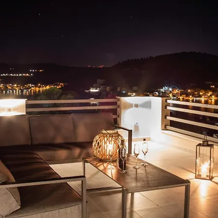 Apartment Hillside Rogoznica - The Penthouse