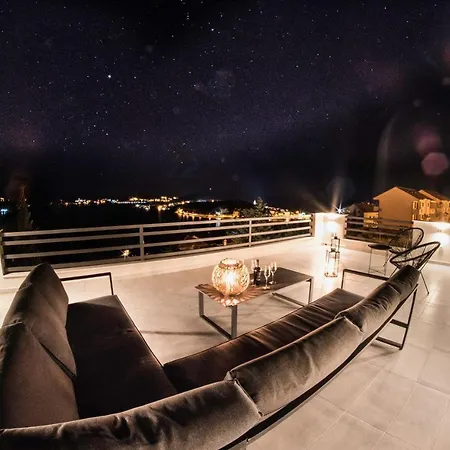 Hillside Rogoznica - The Penthouse Apartment