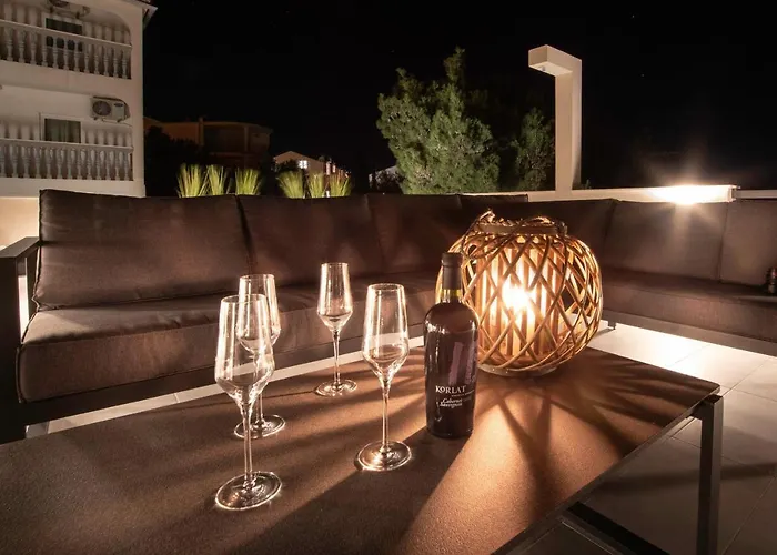 Hillside - The Penthouse * روغوزنيكا